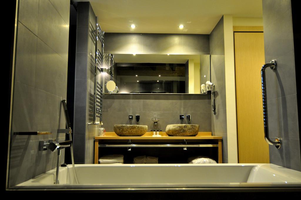 Hotel Sole Pobla de Segur Bilik gambar