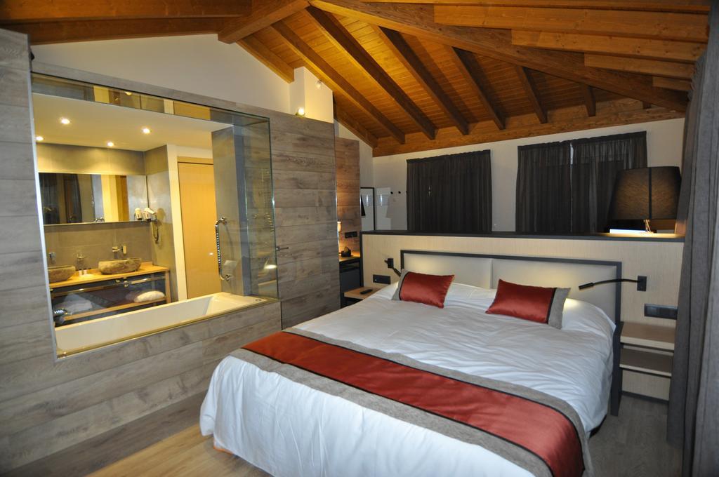 Hotel Sole Pobla de Segur Bilik gambar