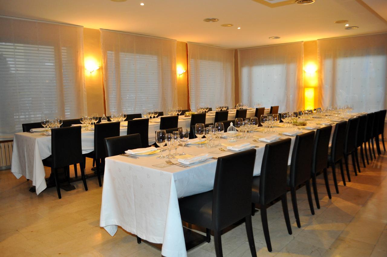 Hotel Sole Pobla de Segur Luaran gambar